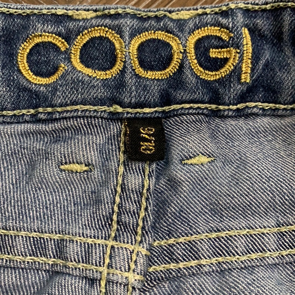 COOGI straight leg medium blue wash colorful pocket jean Size 10 - Picture 11 of 17